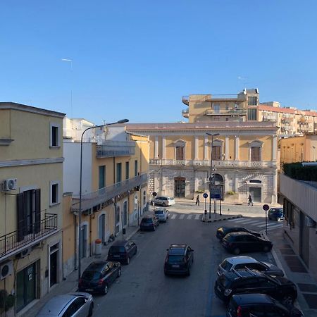 Agora B&B Urban Relais Каноза-ді-Пулья Екстер'єр фото
